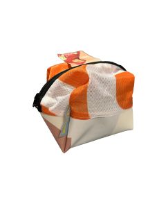 Upcycled toilettas/etui Hanze - van oude banner materialen